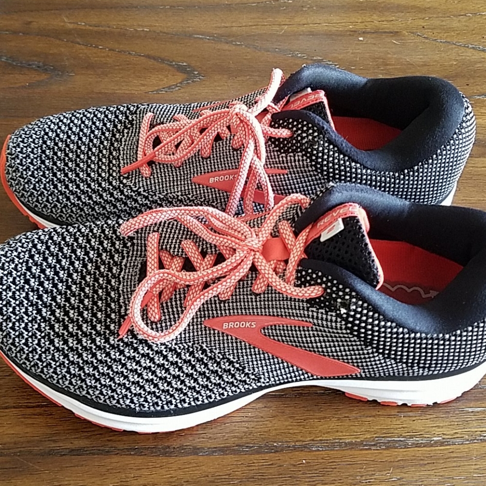 Brooks Revel 2 shoes